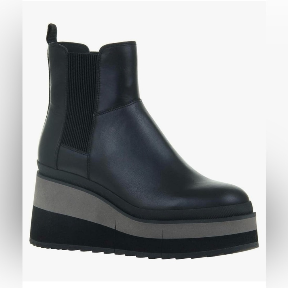 Naked Feet Guild Leather Boots